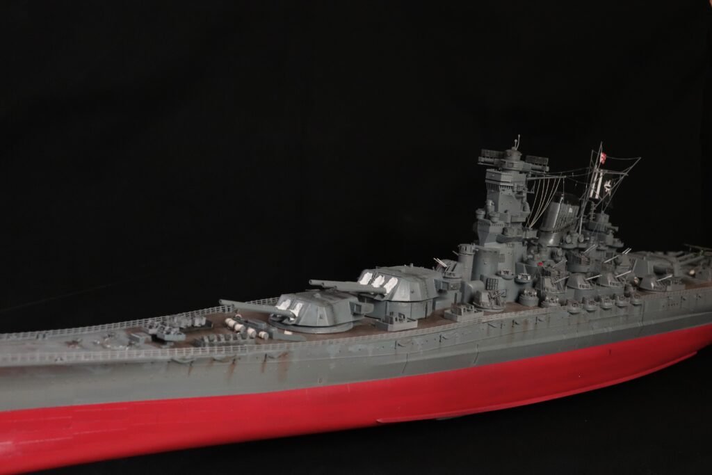 1/350 IF Battleship Yamato – Starboard aft view showing rear turrets and deck layout.