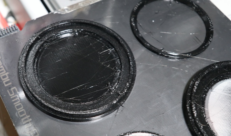 TPU print showing stringing on circular parts before adjusting Bambu Studio wipe settings