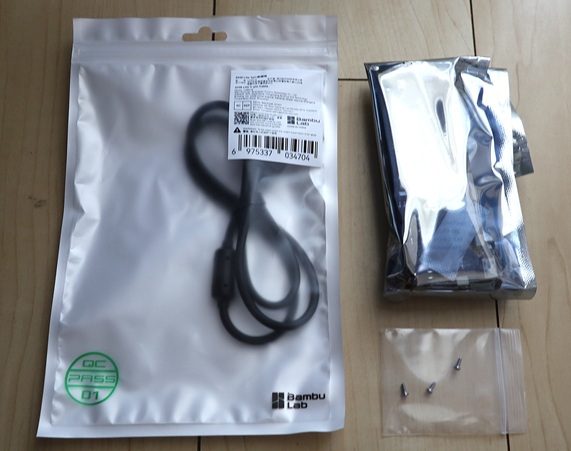 Replacement AMS Lite mainboard and 4-pin cable from Bambu Lab