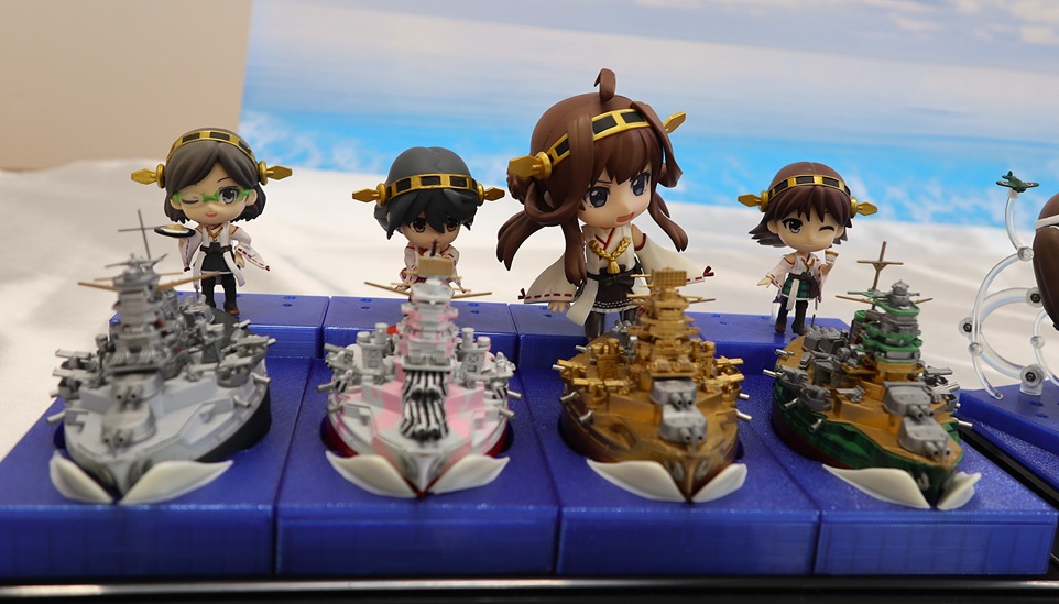 Kantai Collection Kongo-class chibi figures with four RC battleship models displayed at Okahobi 2026